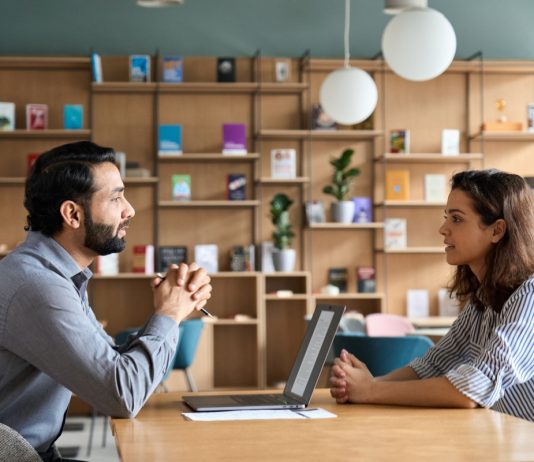 Így nem mondanak majd fel az alkalmazottak munkavallalo, felmondas, megtartas, kommunikacio