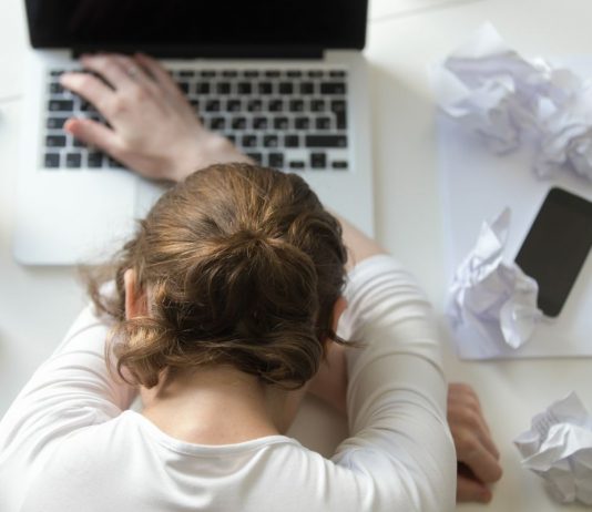 A Halak ma nagyon nehéz helyzetbe kerül horoszkop, ezoteria, karrier, halak