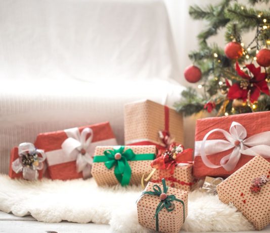 Szavazz! Legyen munkaszüneti nap december 24-e? december 24, karacsony, munkaszuneti nap, szavazas