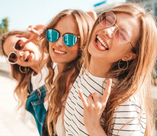 A Szűz vegye körül magát jó társasággal! csillagjegy-horoszkop-ezoteria-szuz-karrier