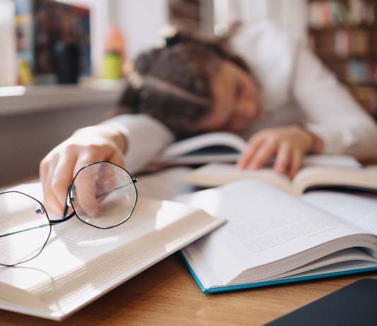 Tényleg mindenki jobban járna a 9 órai iskolakezdéssel? iskolakezdes-alvas-egeszseg-teljesitmeny