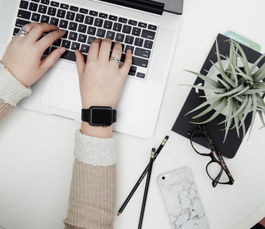 Tudj meg mindent a következő rugalmas és jól fizető szakmádról! rugalmas, programozó, fizetés, karrier