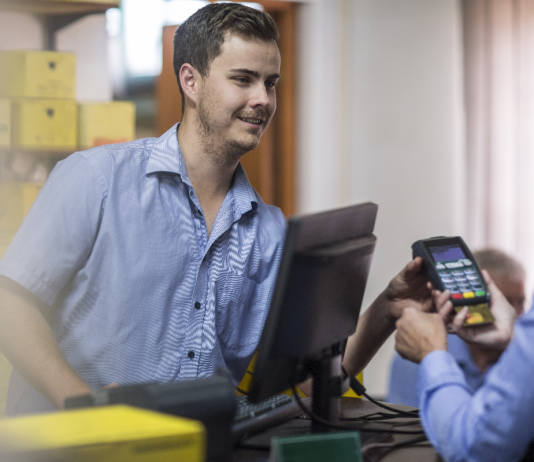 Így kell fizetni a büntetést az el nem költött SZÉP-kártyás pénzre szép kártya, büntetés, kormány, rendelet