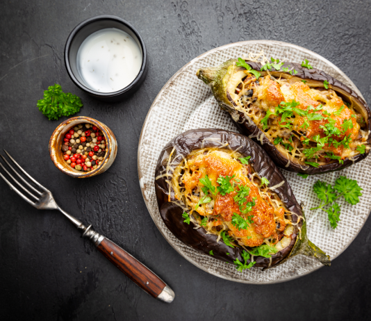 Pokolian egyszerű ebéd ötlet – ezt vidd magaddal a munkába! egyszeru-etelek-ebed-fozes-gasztro-padlizsan