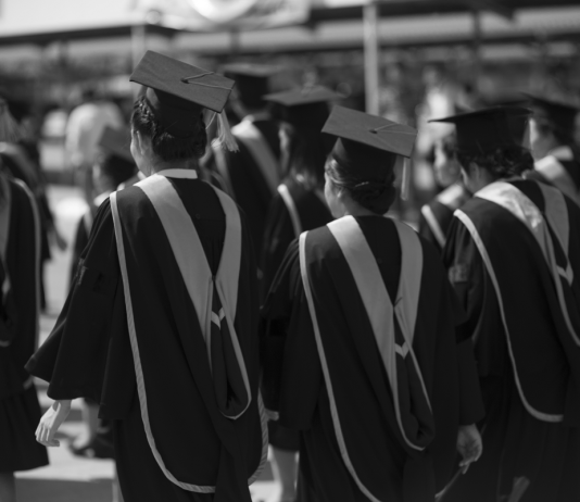 Az ilyen diplomákat szerzők bánják a legjobban az elvesztegetett éveket karrier, oktatas, diploma, egyetem, diplomasok