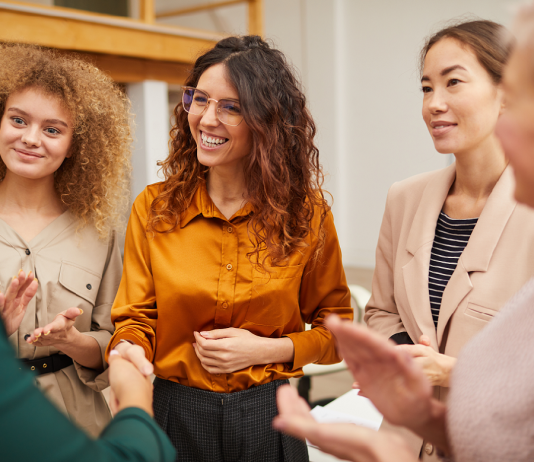 Te hajtottál, mégis a kollégádat léptették elő – vajon miért nem vesznek észre? előléptetés, karrier, előléptetéshez