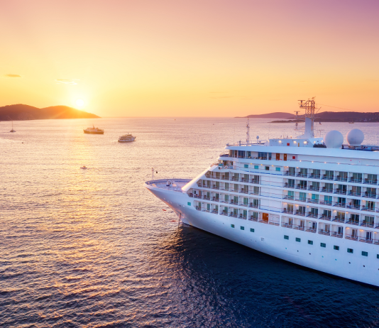 Óceánjárón dolgozni nem egy luxusutazás óceánjáró hajó, karrier