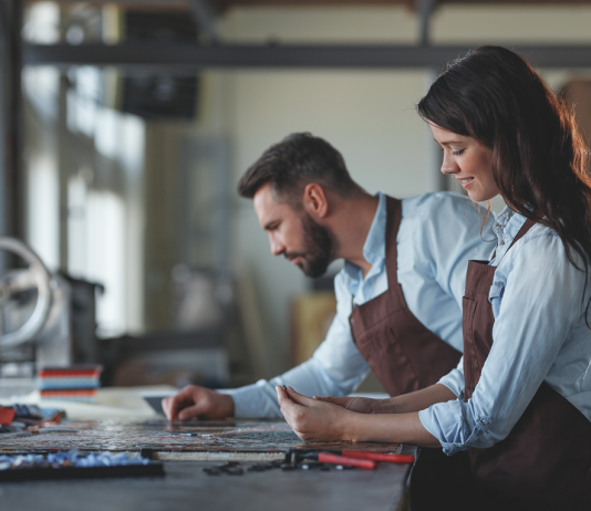 A magyar Z generációs fiatalok közel fele vállalna munkát külföldön külföld, munkavállalás, z generáció