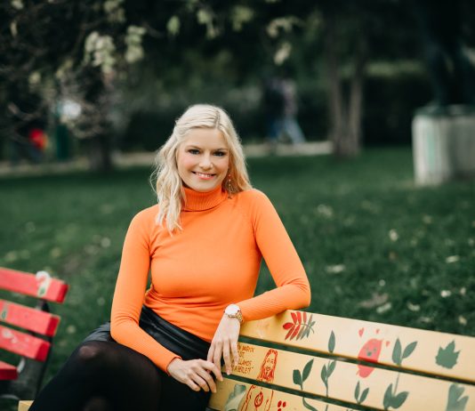 „Tudni kell figyelni és kérdezni” – interjú Kocsis-M. Brigittával Kocsis-M. Brigitta, interjú