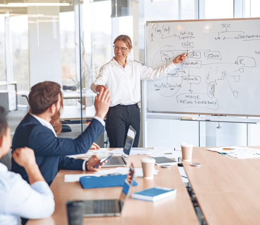 Mit is csinál egy coach? coach, business coach