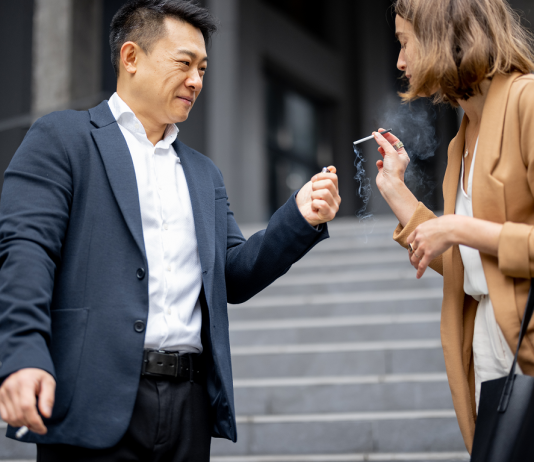 Munkahelyi stressz és a dohányzás munkahelyi stressz, dohanyzas, dohányzás, cigiszunet, munkahely