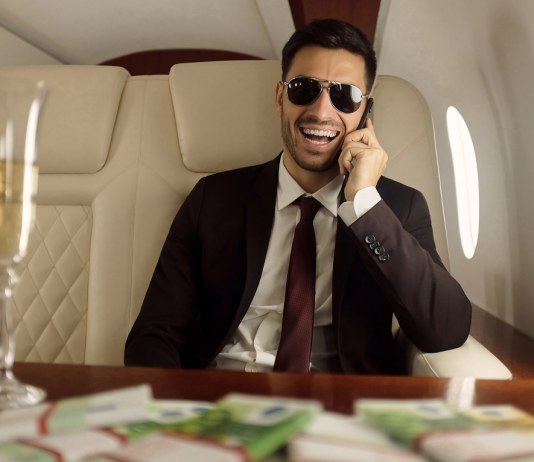 Hajléktalanból milliárdos – egy amerikai álom története milliárdos, sikertörténet, sikersztori, siker