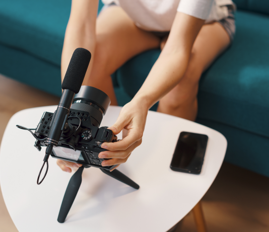 Magányosság, trollok és stressz – ezek a youtuberség árnyoldalai youtuber, foglalkozások árnyoldalai, influencer, előnyök, hátrányok