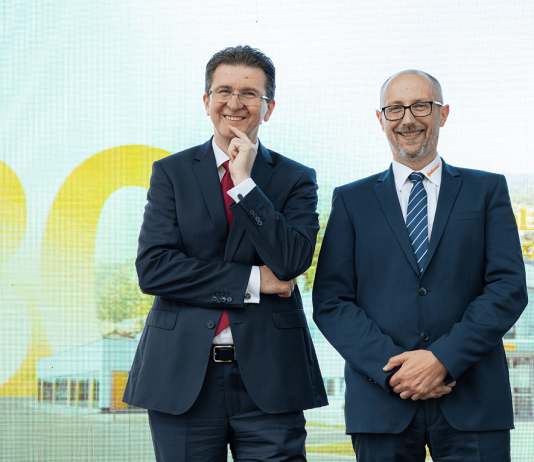 Új igazgató a budapesti Continental gyár élén A Continental Automotive Hungary Kft. budapesti gyárának igazgatói posztját 2024. január 1-től Dapsy Zoltán vette át.