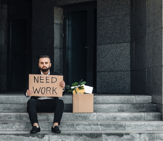 3 dolog, amit semmiképpen se tegyél, ha kirúgtak kirúgtak, kirúgás, elbocsátás, tippek, munka, karrier