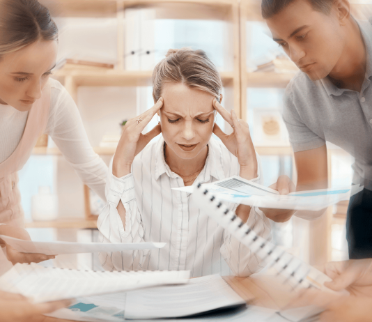 Halálosan veszélyes lehet a túlmunka túlmunka, kiégés, mentális egészség, munka, karrier, burnout szindróma