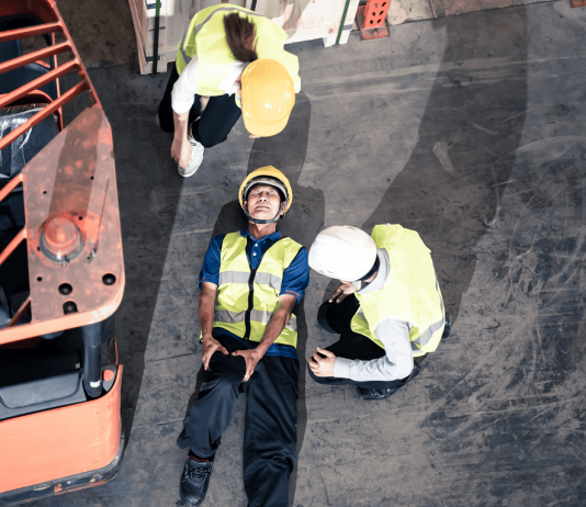 A munkáltató munkavédelmi kötelezettségei: ha ezek nem teljesülnek, hagyd el a fedélzetet! (I. rész) munkavédelem, a munkavédelem feladata, munkavédelmi oktatás, tűz és munkavédelem
