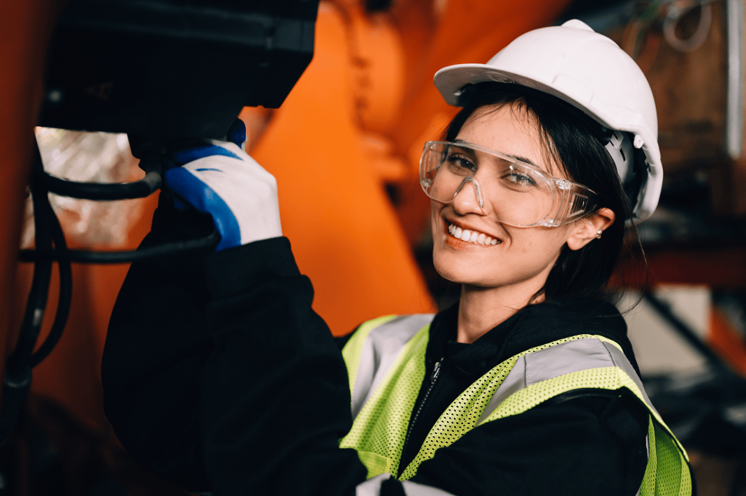 biztonságos munka. munkavédelem, a munkavédelem feladata, munkavédelmi oktatás, tűz és munkavédelem