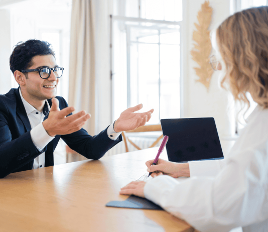 6 dolog, amit soha ne tegyél állásinterjún – ezt mondd helyette, a toborzók szerint állásinterjú kérdések, állásinterjú tippek, álláskeresés