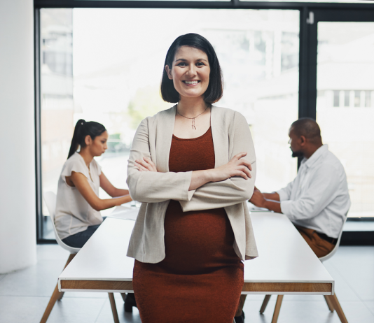 Így indítsunk vállalkozást kismamaként: szakértői tippek következnek!