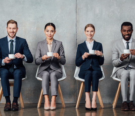 Hogyan teszi az AI emberibbé a toborzási folyamatot? AI, toborzás, kiválasztás