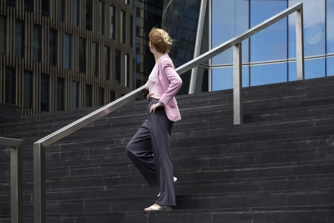 Annyit és ne többet, ezen az elven működik az Act Your Wage trend Act Your Wage, pszichologia, munka es maganelet, trendek, fizetes