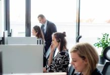 A Mikulás sem egyedül dolgozik, a cégednek sem kell Konecta