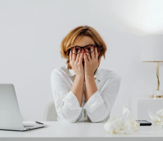 A Vízöntő tanulhat a kritikákból Karrier horoszkóp: 2025.02.05.