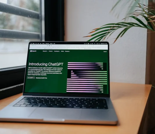 Az AI mint asszisztens: Hogyan segíti a mesterséges intelligencia a munkavállalókat? AI