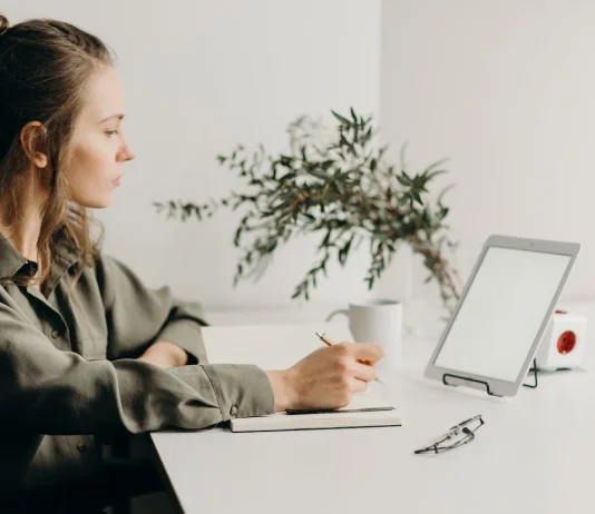 Zűrzavart okoz ma véleményével az egyik csillagjegy! Karrier horoszkóp: 2025.03.12.