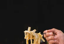 Tejszínes-gombás tészta