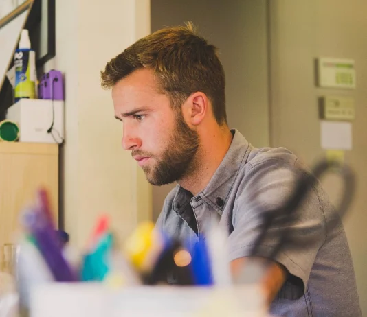 Megbecsülésben részesül az egyik csillagjegy! Karrier horoszkóp: 2025.05.19.