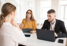 5 egyértelmű jel, hogy az egyik kollégád nem kedvel téged Freepik