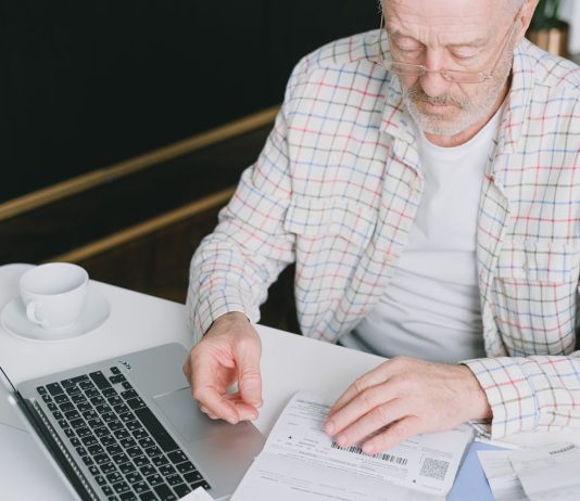 Dolgozni a nyugdíj mellett?! Újra trend lett Magyarországon Nyugdíj