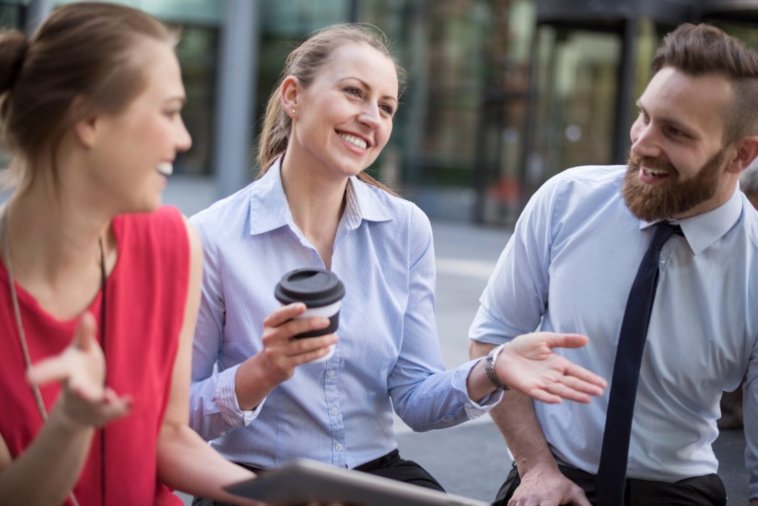 5 dolog, amit akkor se ossz meg a munkahelyeden, ha bízol a kollégáidban