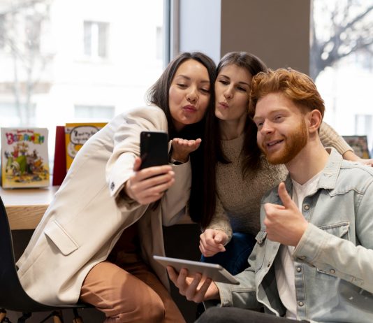 Itt a válasz: ez az egyik legfőbb oka annak, hogy a Z generációs munkavállalókat kirúgják