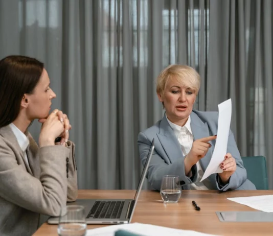 Hogyan növeli a vezetői hatékonyságot és a csapat teljesítményét a jó delegálás? Delegálás