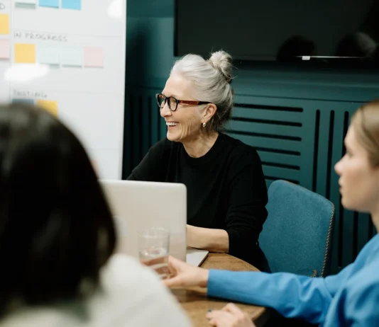 Az empatikus vezetés szerepe a csapatmotivációban Empatikus