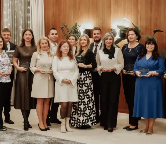 ÁTADTÁK 2025-BEN IS A FELNŐTTKORBA KERÜLT CSR HUNGARY DÍJAKAT CSR Hungary 2025 Díj nyertesei