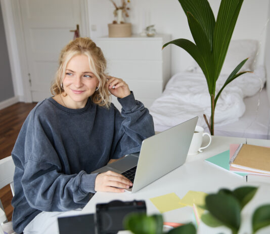 5 túlélő tipp, hogy home office-ban is hatékonyan tudj dolgozni